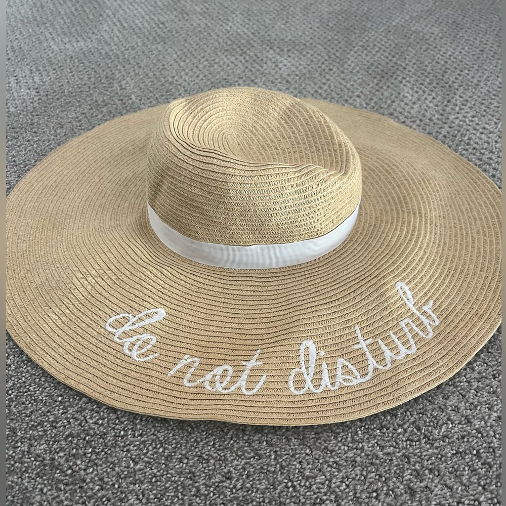 Do Not Disturb sun hat